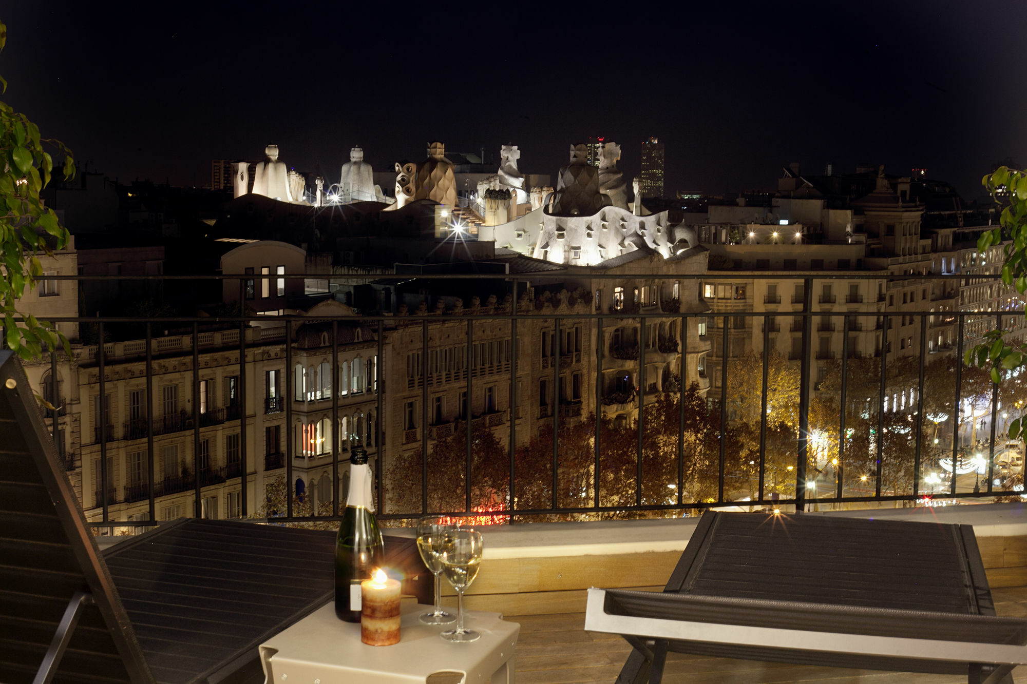 Bonavista Apartments - Pedrera Barcelona Exterior photo